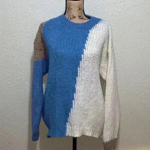 Super Comfy lightweight Women’s sweater size L brand is Merci